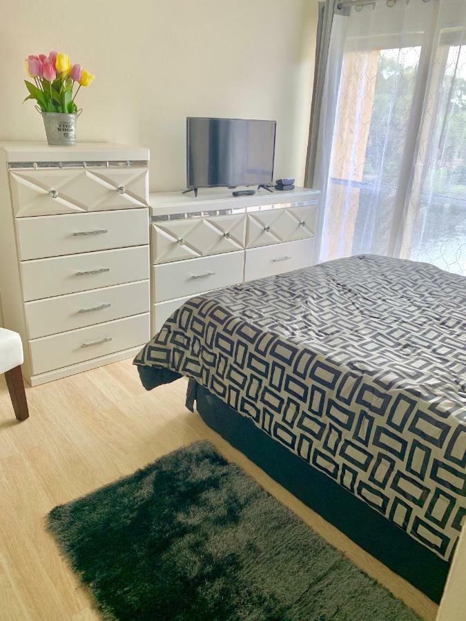 Sienna Park Apartments Sarasota Bagian luar foto