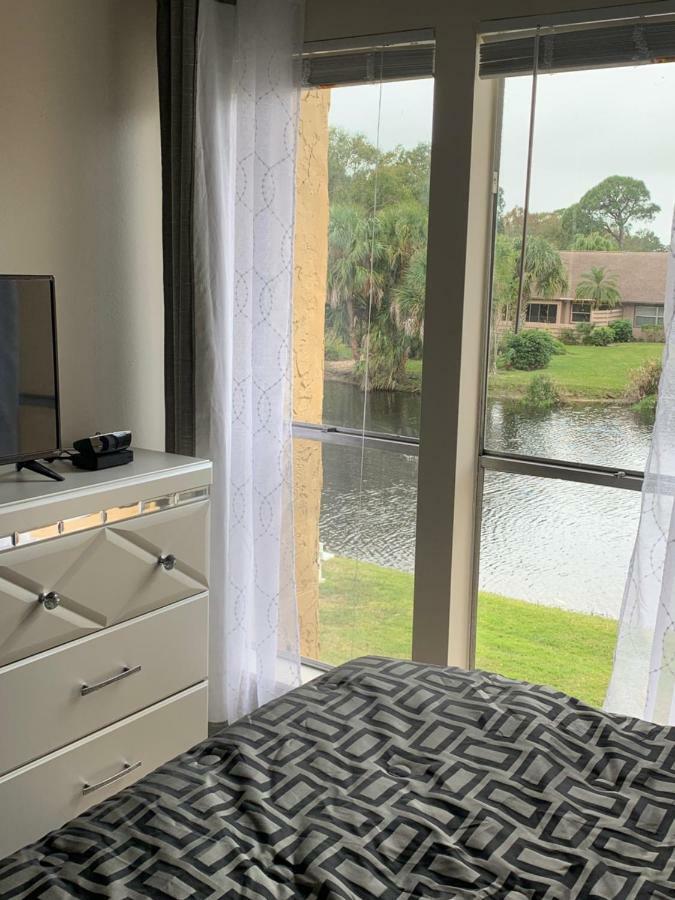 Sienna Park Apartments Sarasota Bagian luar foto