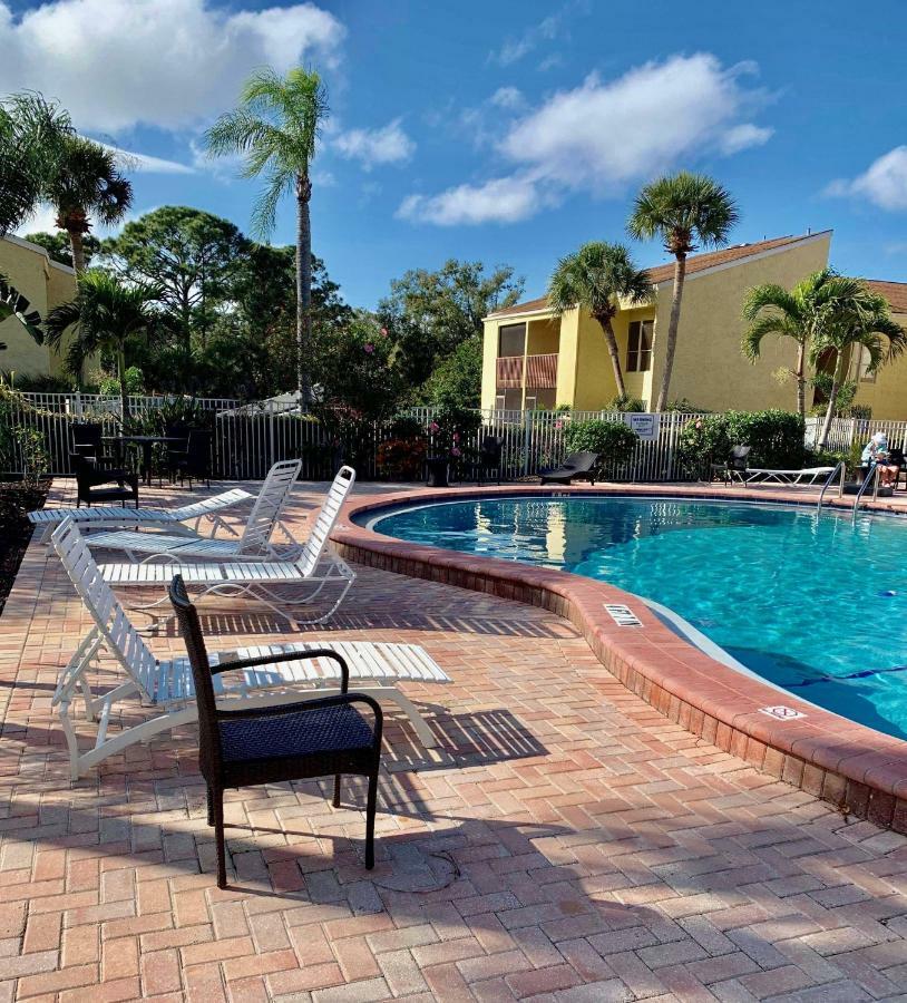 Sienna Park Apartments Sarasota Bagian luar foto